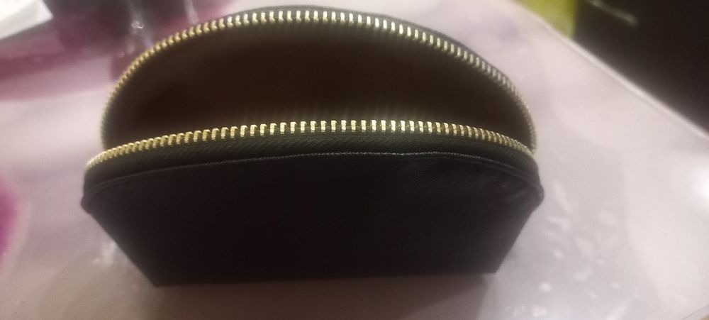 Продам косметичку