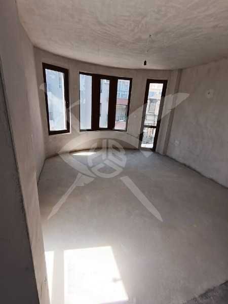 Тристаен апартамент в Поморие 92248