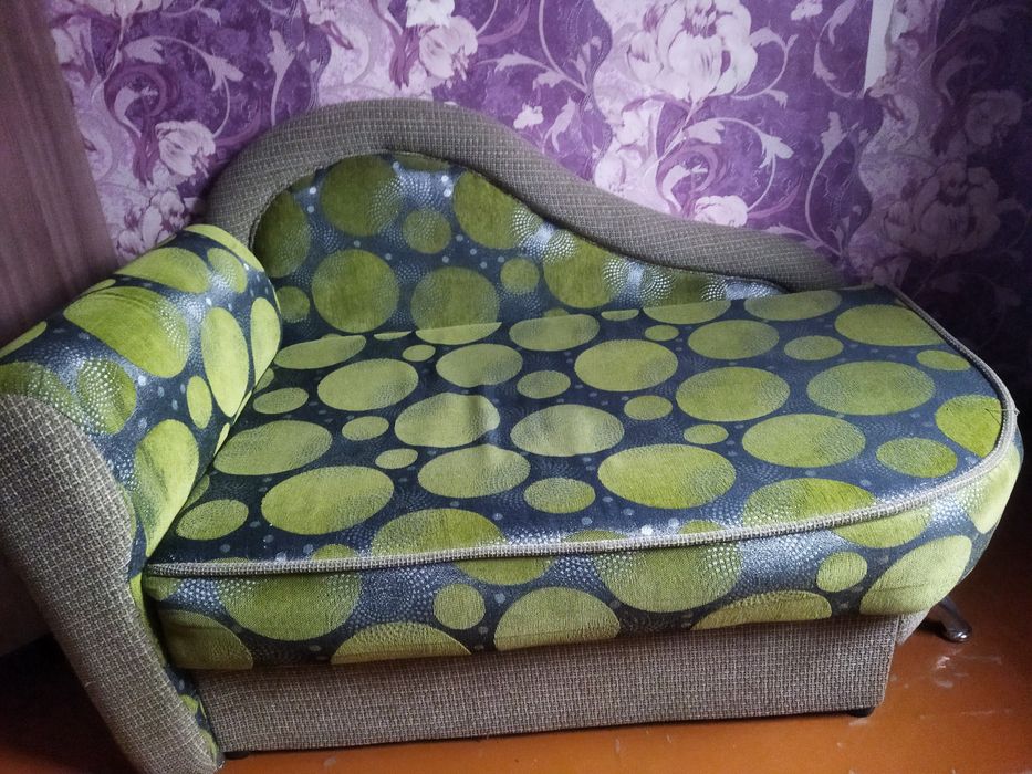 Продам мини диван