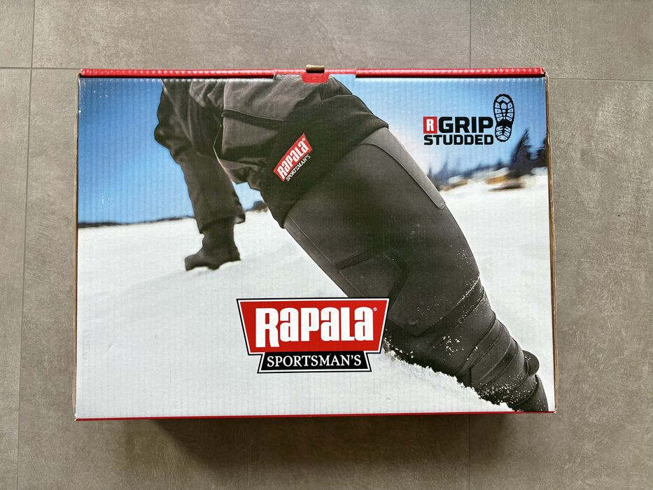 Ботуши Rapala с вградени шипове и куфар Salmo за зимен риболов