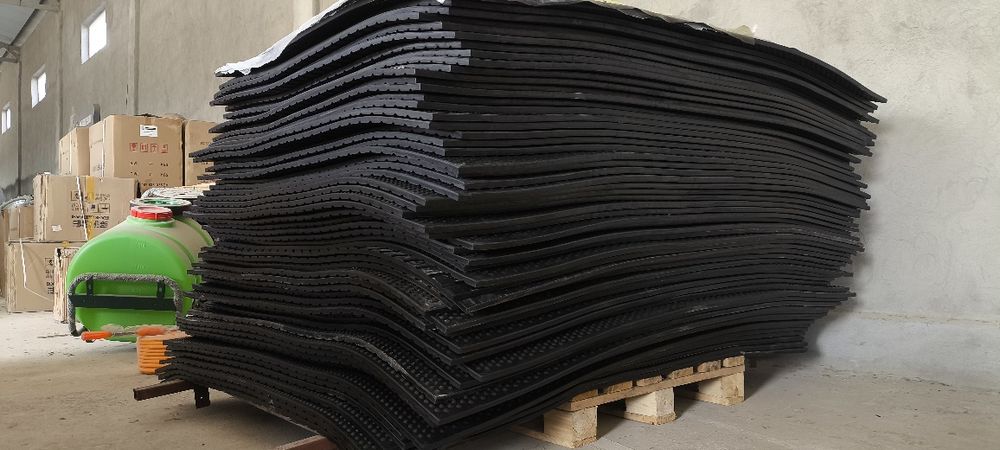 Rezina mat qoramollar uchun