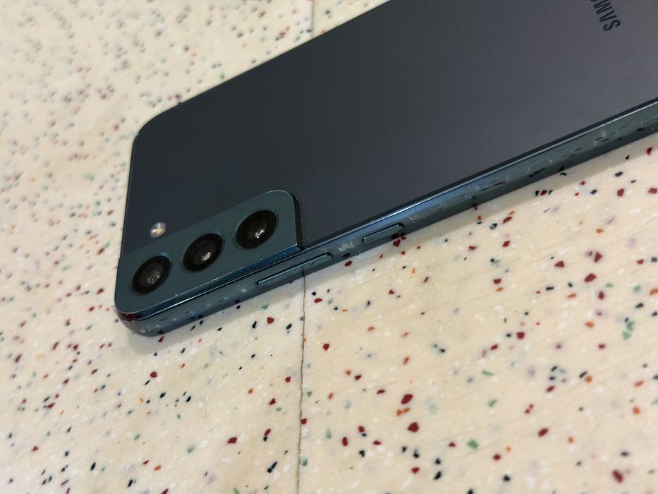 Samsung S22+, 128Gb