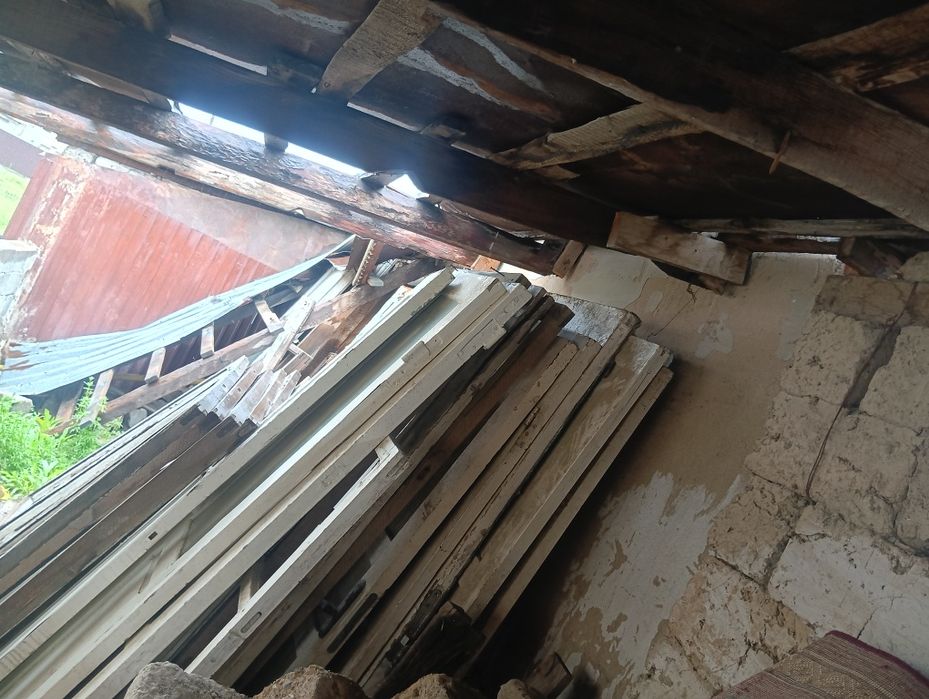 Меж комнатный двери