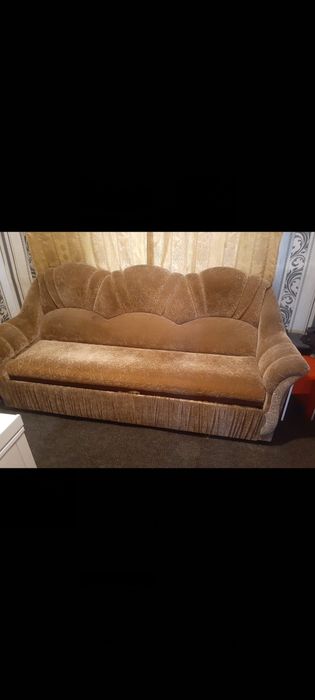 Продам диван и 2 кресла