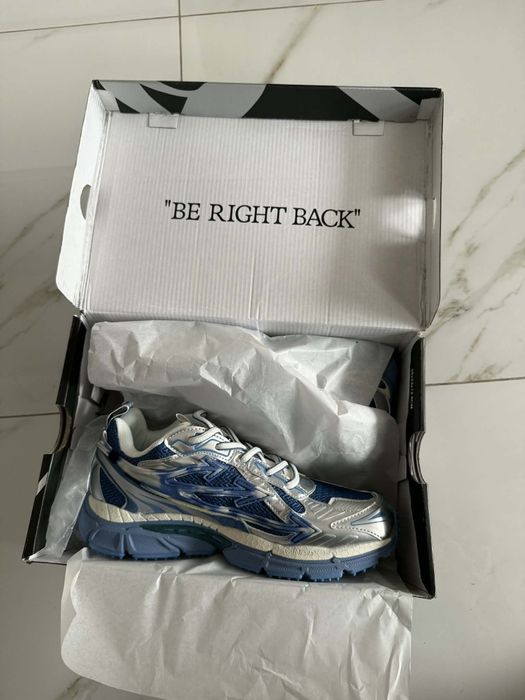 Продавам ЛУКСОЗНИ Off-White "Be Right Back" Silver/Blue – НОВИ с кутия