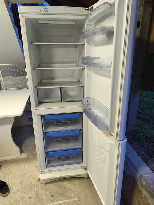 Хладилник + фризер INDESIT