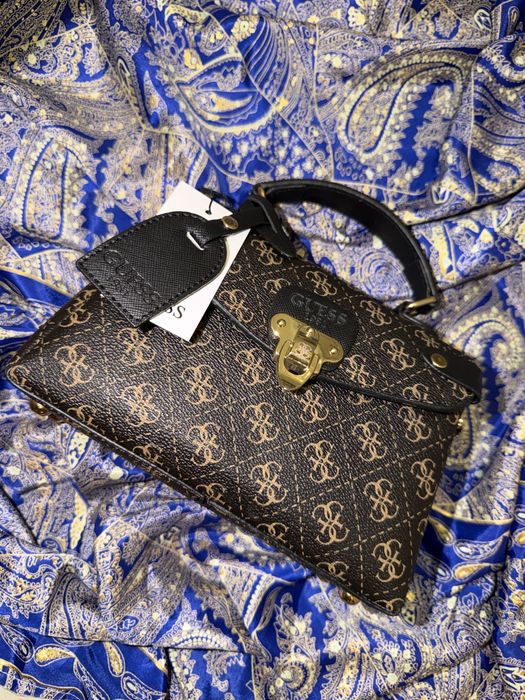 Geanta Guess de dama