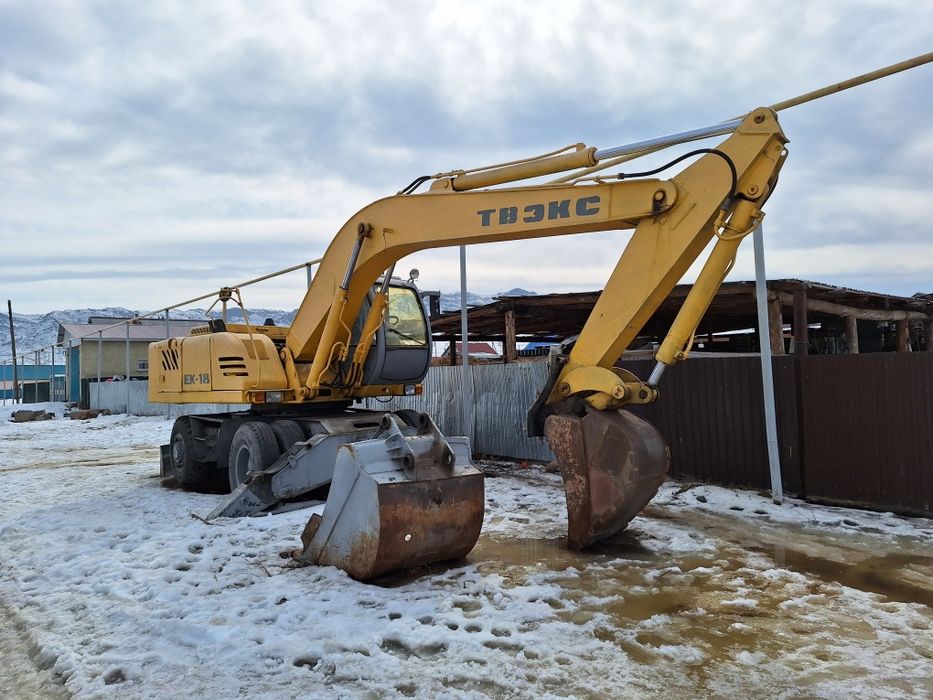 Экскаватор твэкс18