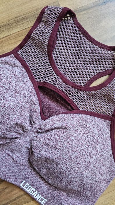 Bustiera fitness Leggance roz