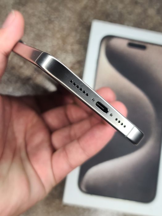 iPhone 15 Pro Max 256GB karobka dok