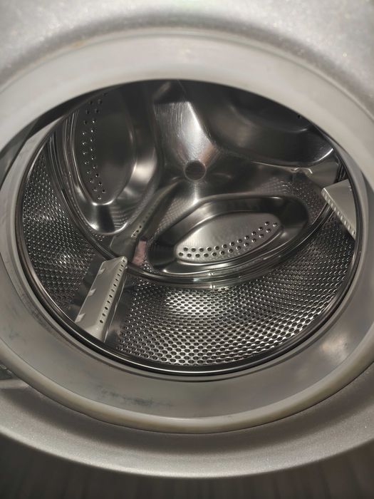 Пералня Indesit 6 кг – перфектно работеща