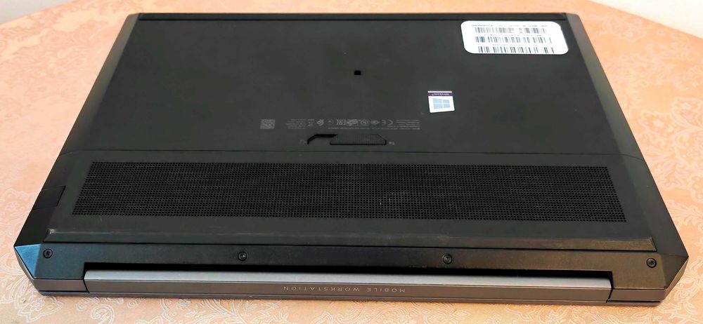 HP ZBook 15 G6/Core i7-9850H/RTX 3000 6GB/16GB RAM/512GB SSD/15.6 IPS