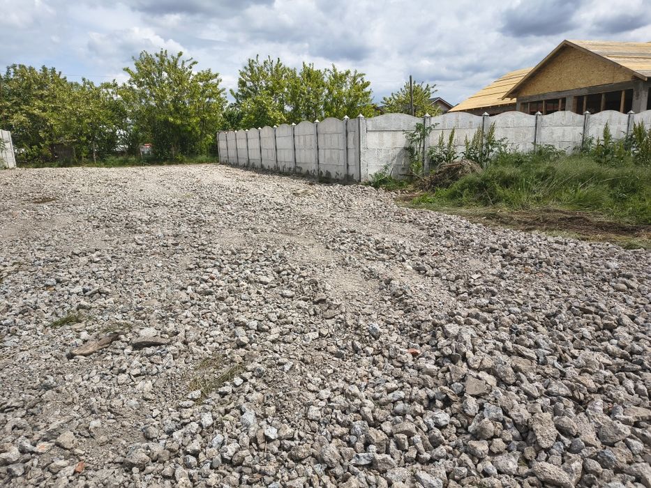 Vand teren intravilan Cazasu