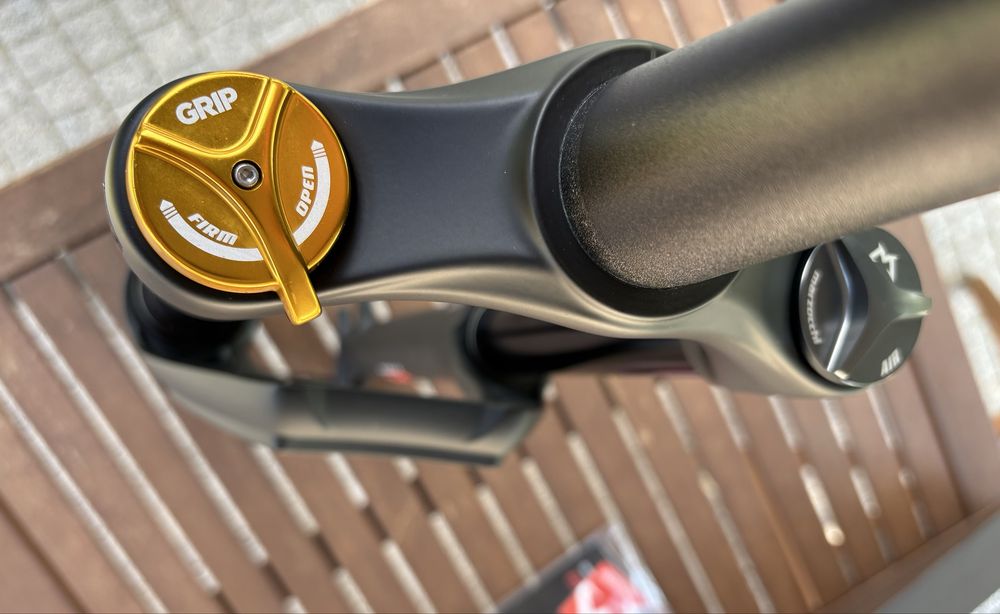 Marzocchi Bomber Z1 Grip 29”