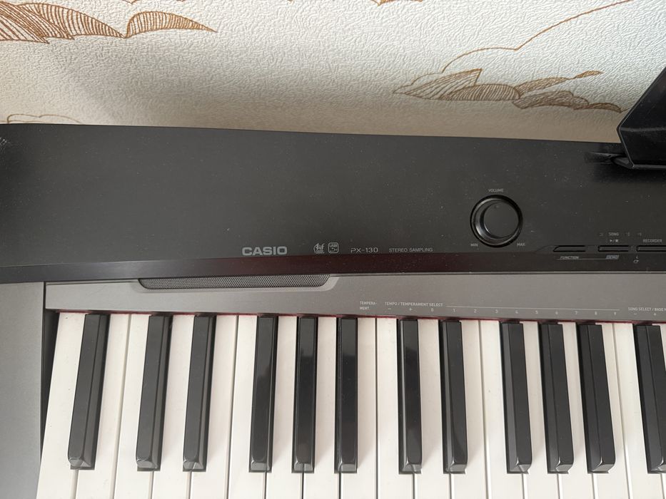Пианино casio 130