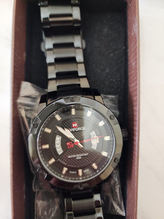 Часы мужские новые