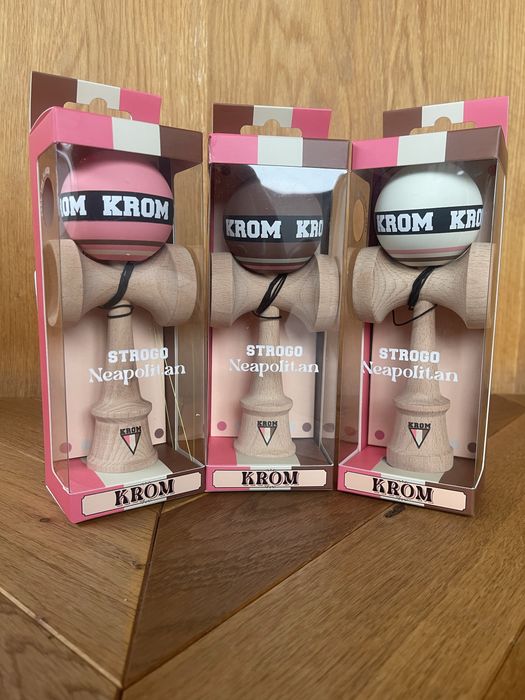 KROM Strogo Napolitan Roz, new with tags
