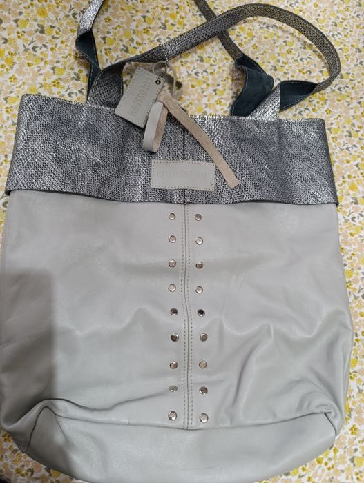 Бутикова маркова чанта голям размер Colosseum