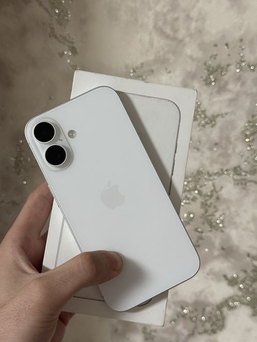 iPhone 16 идеал