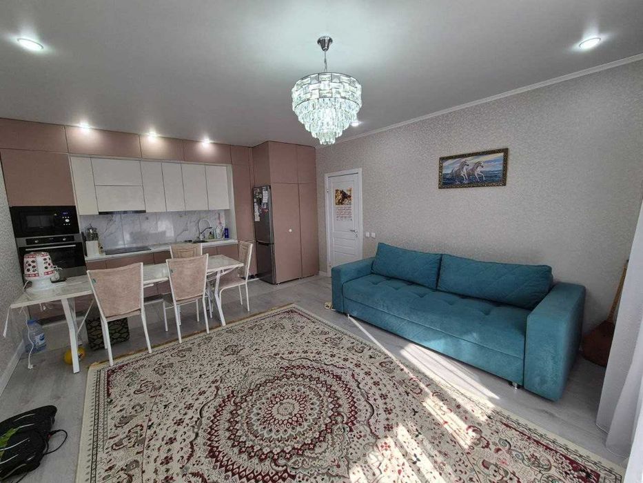 Продаётся евро-двушка в новом ЖК в районе КЖБИ.