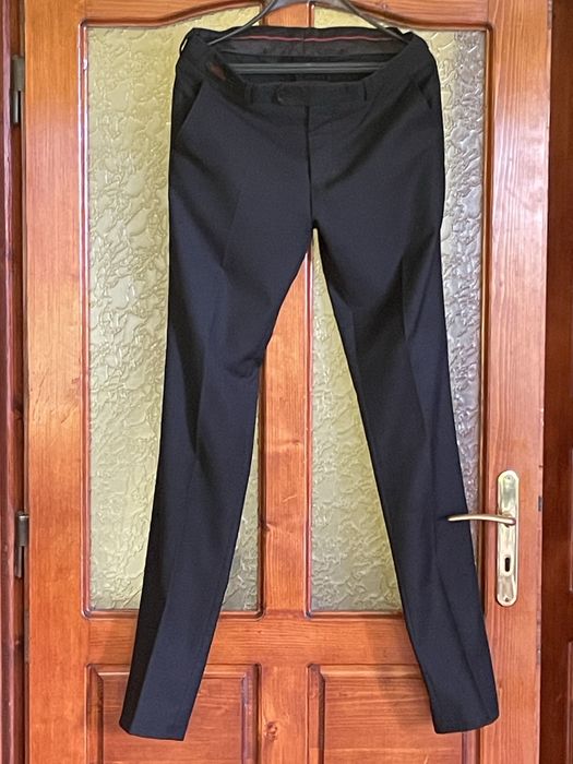 Мъжки официален костюм