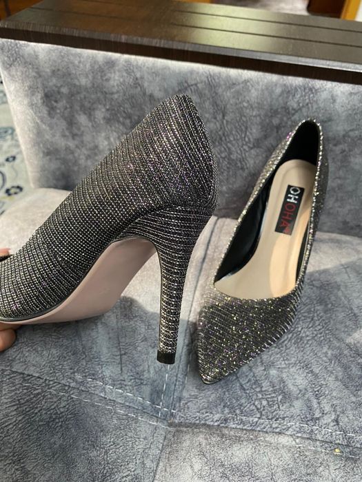 Продам туфли на выпускной