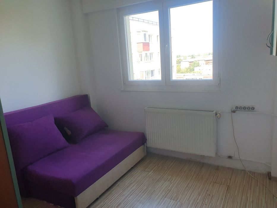 Proprietar vând apartament 2 camere Luica