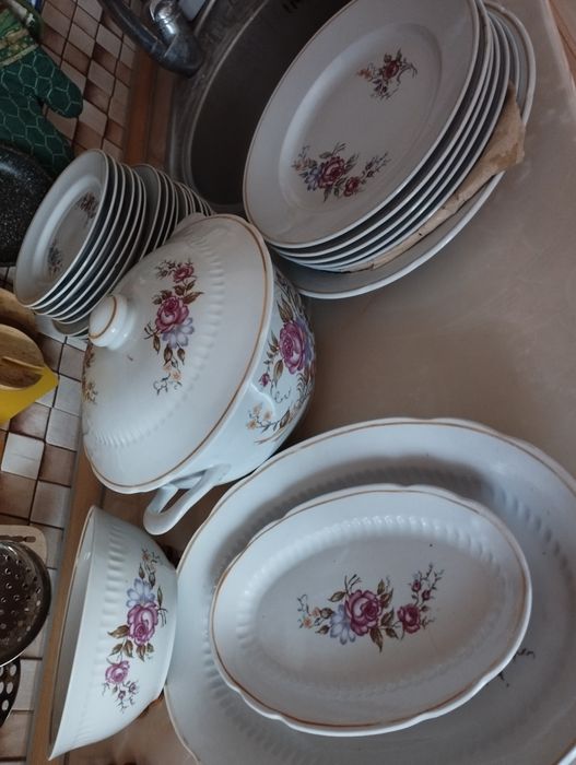 Продам набор посуды