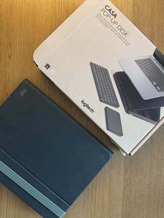 Logitech Casa Pop-up Desk