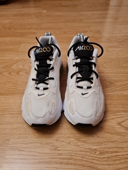 Adidasi Nike air max 200 originali 41