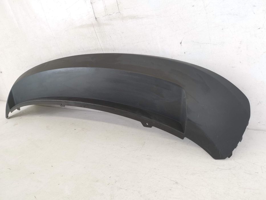 Шкода Рапид / Skoda Rapid 1 Оригинална задна броня спойлер в добро със