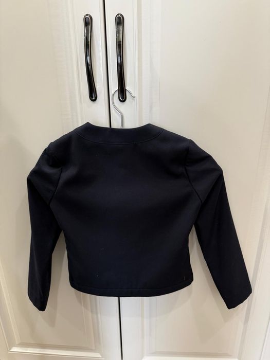 Продам пиджак школьный для девочки