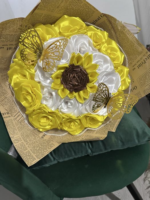 Trandafiri  din satin