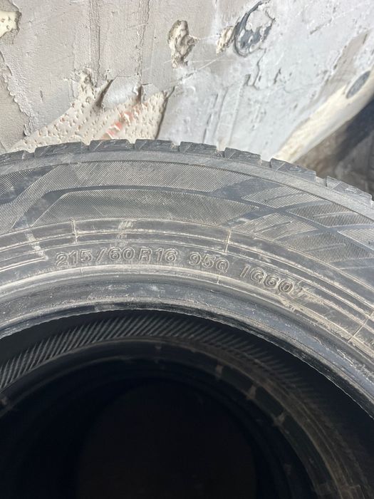 Шина срочна продам