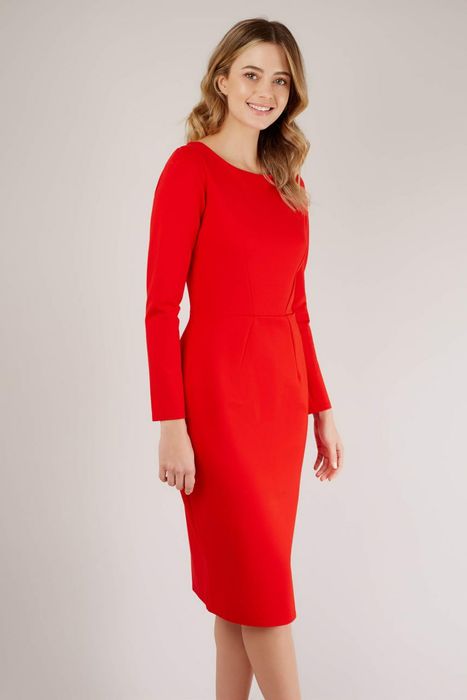 Красное платье, Closet London