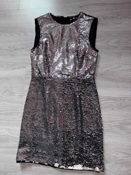 Двулицева рокля с пайети