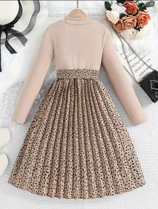 Продам платье для девочки