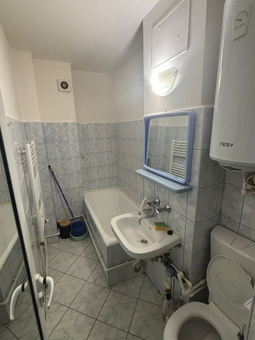 Închiriez apartament o camera