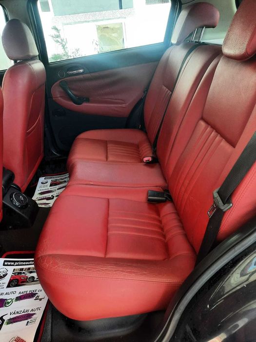 Alfa Romeo SELECTIVE/ 1.9 Diesel/Piele Rosie/Telefon/Navigatie/120 cai