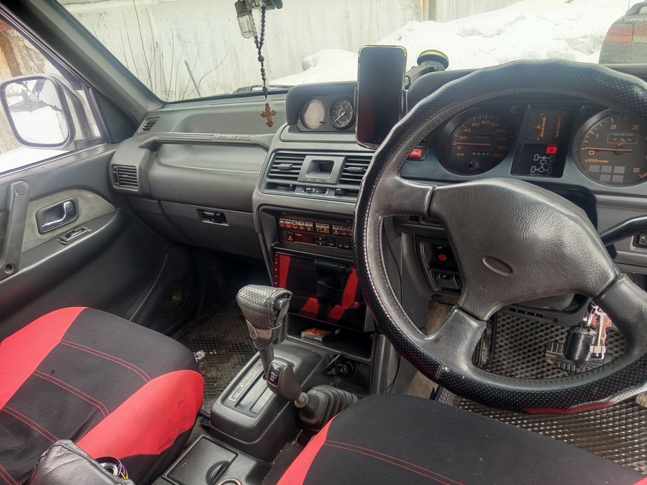 Продам машину Митсубиси поджера