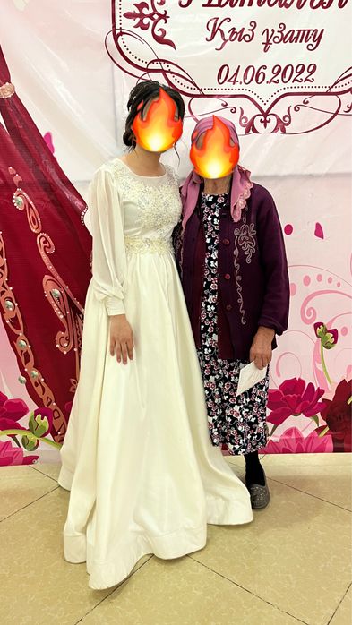 Вечернее платье