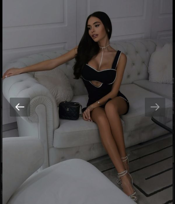 Alessa Evening Flow Black рокля