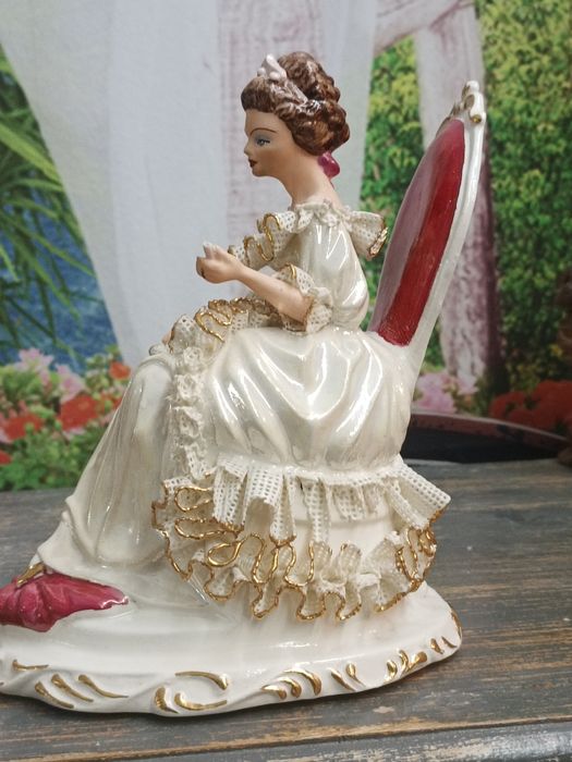 Savu Pianu de jos Porțelan de colecție