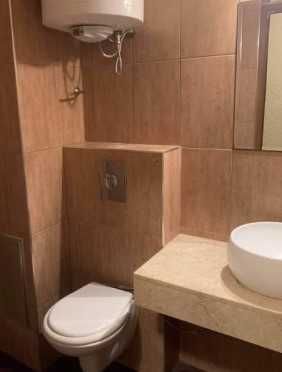 Дава се под наем Тристаен апартамент в Пловдив, Център - 89 кв.м за 341.7 € - Снимка #1