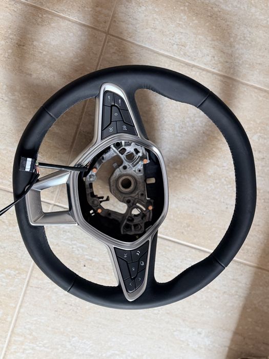 Vand volan imbracat piele Renault, Dacia, Logan, Sandero fara airbag, original, nou