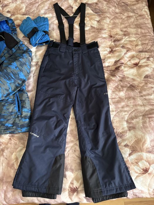 Детска ски екипировка