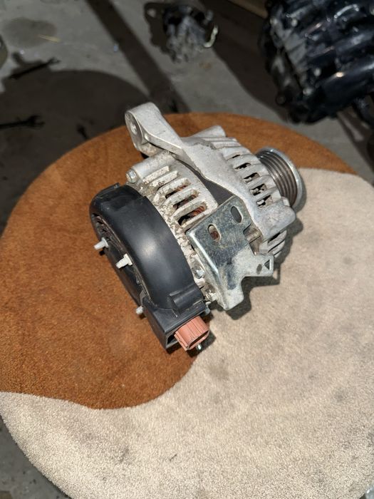 Генератор Тойота 2AZ-FE 2.4 Тойота