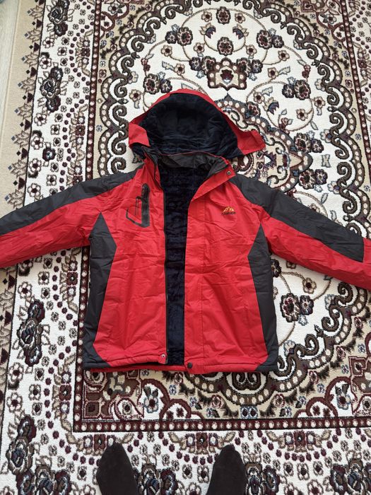 Зимняя куртка ветровка