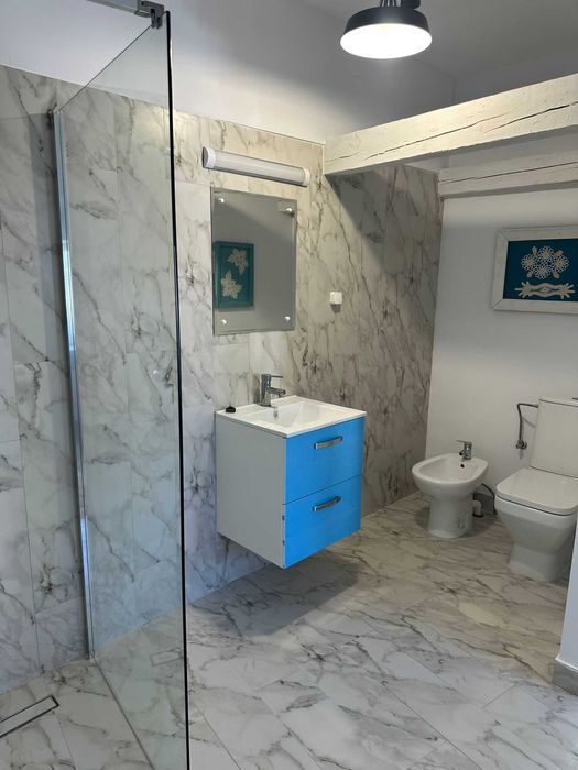 VIND imobil ultracentral singur in curte ALEEA  Democratiei nr 8