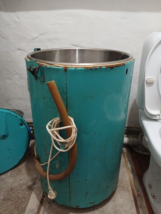 Продам стиральную машину